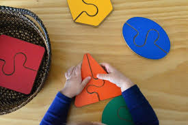 montessori puzzle pieces together 